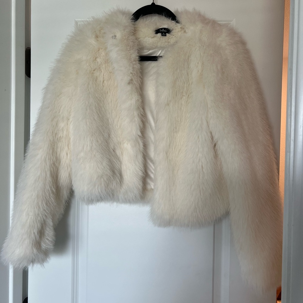 Lulu's Teddy Jacket Faux Fur Statement Piece